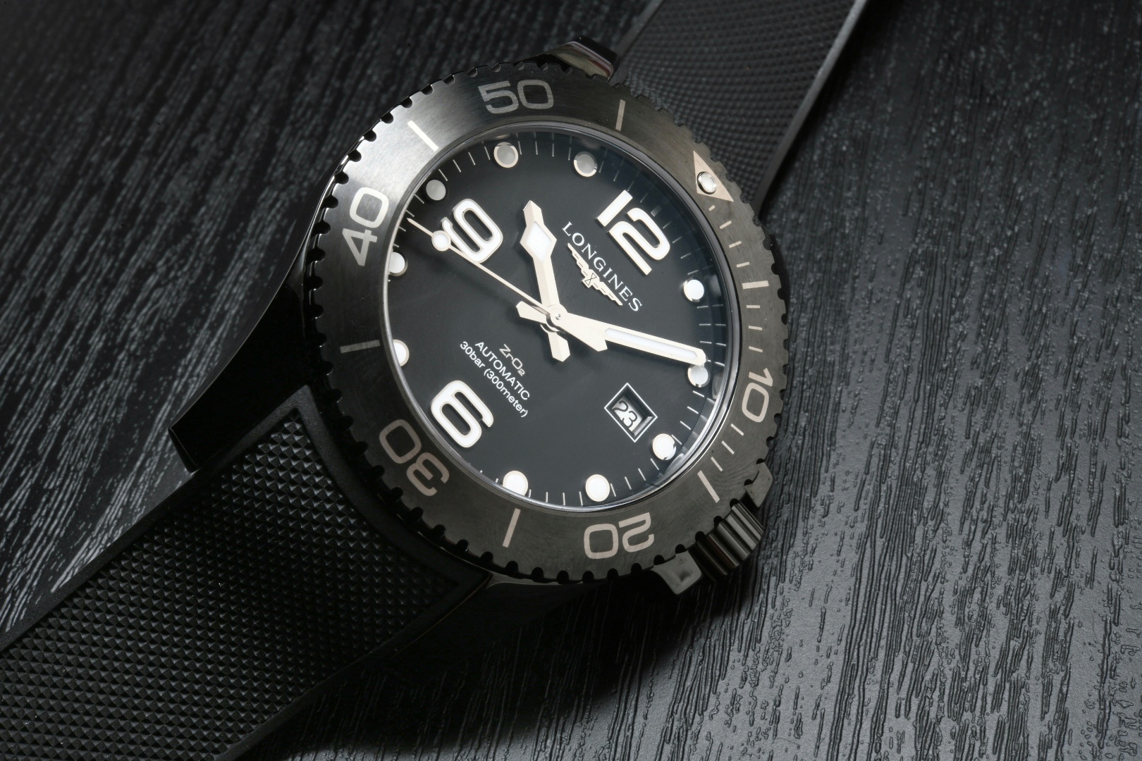 Longines HydroConquest Full Black Ceramic ISOCHRONO