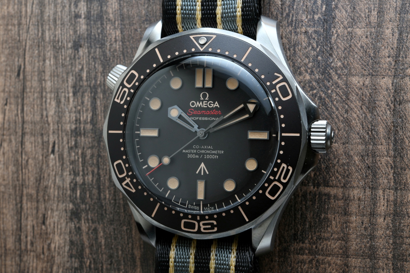 close up look at the Omega Seamaster 300M "No Time To Die" Edition