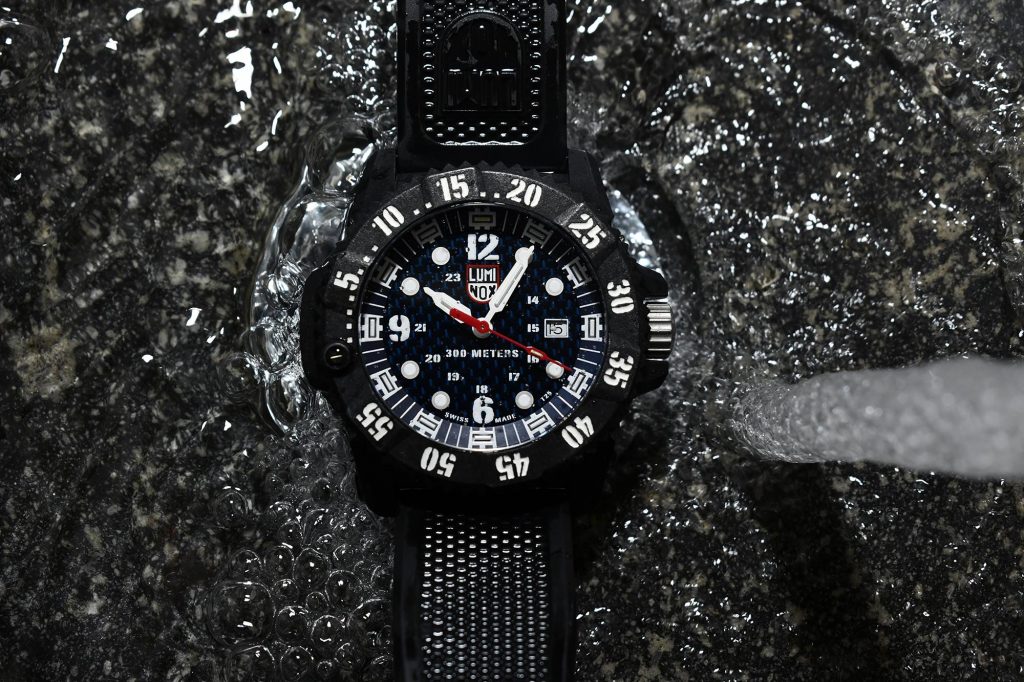 Luminox master carbon online seal 3800